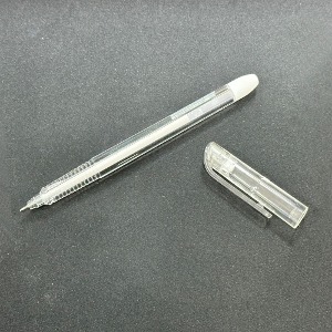흰색펜(0.7mm)
